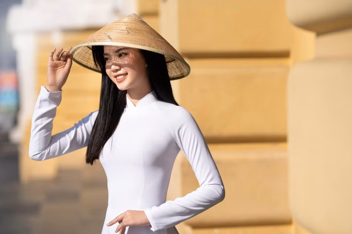 Hình ảnh mà Hương Giang muốn hướng đến là người phụ nữ vừa biết chăm nom gia đình, vừa thành công trong sự nghiệp. Vì vậy, cô nỗ lực trau dồi và phát triển bản thân để có đủ kiến thức, trí tuệ, bản lĩnh để trở thành phiên bản tốt nhất của chính mình, sống một cuộc đời ý nghĩa.