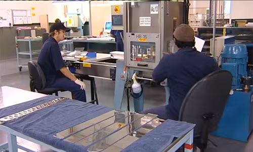  Sở đúc tiền Perth có khả năng tinh luyện vàng gần đạt mức 100 nguyên chất và đây cũng chính là điều tạo nên danh tiếng cho xưởng.