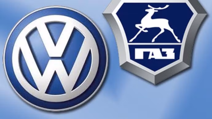 Giá cổ phiếu của nhà sản xuất ô tô Đức Volkswagen tại Nga giảm hơn 12% trong năm nay do những bất ổn về tiền tệ và nền kinh tế của nước này.