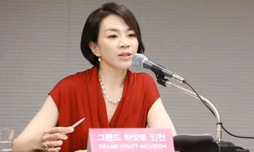 Bà Heather Cho (40 tuổi) - Phó Chủ tịch của hãng Korean Airlines.