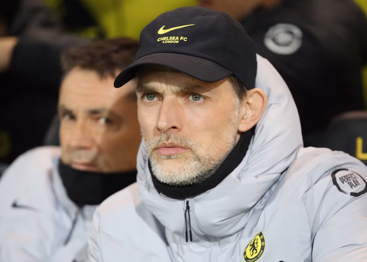 Tầm nhìn khác biệt là nguyên nhân khiến HLV Thomas Tuchel không còn đi chung đường với Chelsea. Chủ tịch Todd Boehly nói thẳng lý do sa thải vị HLV người Đức hồi tháng 9: "Chúng tôi muốn tìm kiếm một HLV thật sự có thể phối hợp với đội bóng trong mọi chuyện". Chủ mới chọn Graham Potter thay thế. Hôm 25/3, Tuchel tái xuất với vị trí HLV trưởng Bayern Munich, thay Julian Nagelsmann.