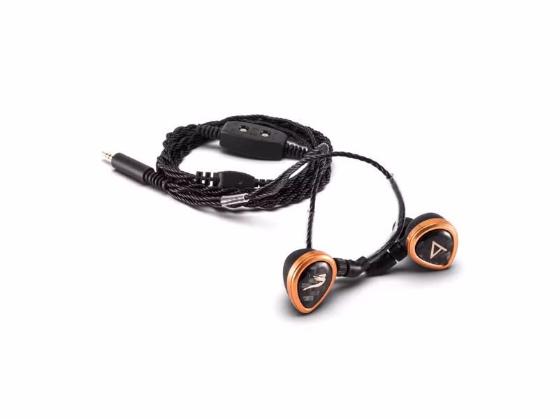 Nhờ được trang bị công nghệ soundrIVe cùng 4 bộ lọc âm, Rosie có khả năng tái tạo âm thanh trung thực.