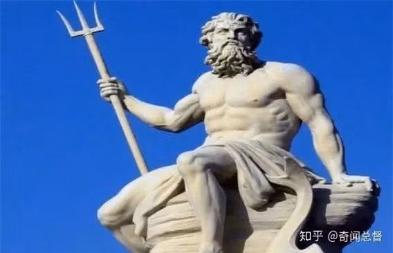 Poseidon là một trong 12 vị thần ngự trị trên đỉnh Olympia trong Thần thoại Hy Lạp, là vị thần cai quản biển cả, và "người rung chuyển Trái Đất", điều khiển các trận động đất, gây ra bởi các thần mã của Poseidon. Poseidon được miêu tả với hình ảnh một người đàn ông lớn tuổi với mái tóc xoăn và bộ râu bạc. Theo tài liệu của Hy Lạp, Atlantis đã được ban cho Poseidon khi các vị thần bắt đầu phân chia những vùng đất để cai trị. Sau một thời gian, ông đã yêu thương một người phàm có tên Cleito và họ sinh được năm cặp sinh đôi, tất cả đều là con trai. Người con đầu đặt tên là Atlas và được thừa kế làm vị vua hợp pháp cai trị toàn bộ hòn đảo, trong khi những người anh em còn lại được chia nhỏ mỗi người một phần để cai trị. 