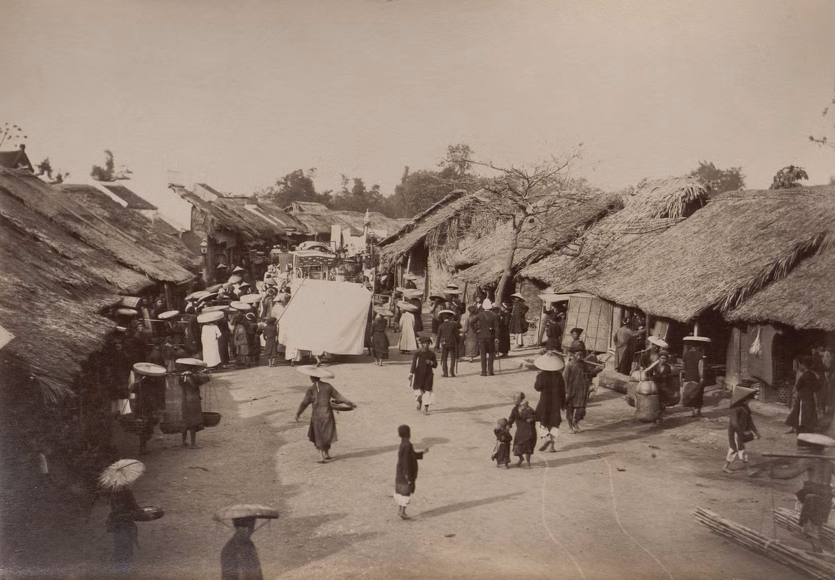 Một đám tang ở ngoại ô Hà Nội.