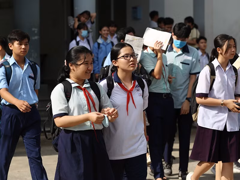 Tuyen sinh lop 10: Diem chuan se tang nhe