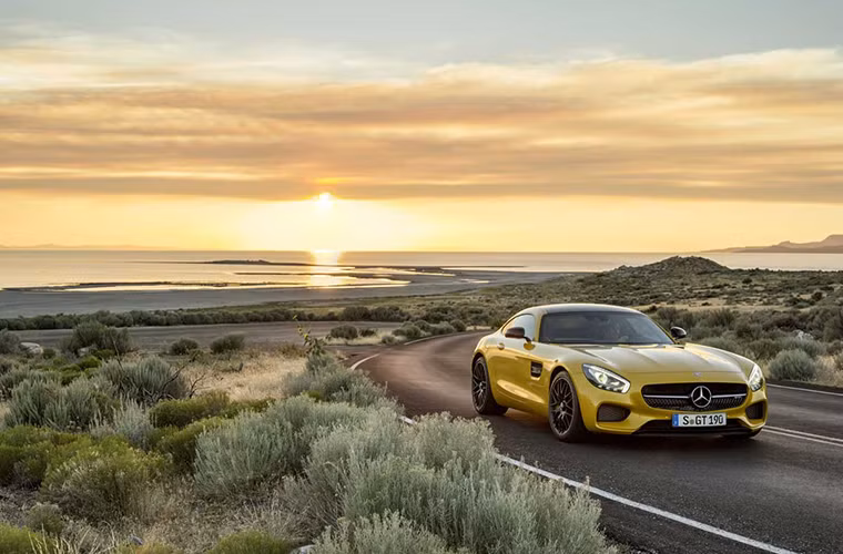 Mercedes-AMG GT S là mẫu xe thể thao cao cấp đang rất được giới mộ điệu mong chờ trong năm nay.