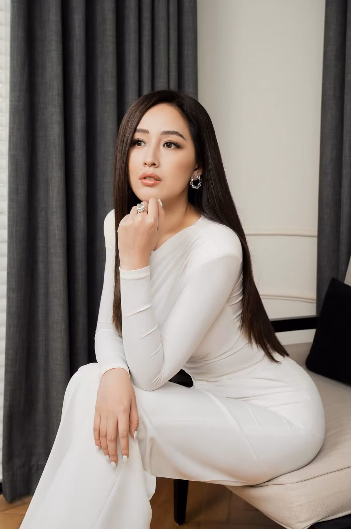 Ở tuổi 34, nhan sắc của Mai Phương Thúy ngày càng thăng hạng - Hình 7 O tuoi 34, nhan sac cua Mai Phuong Thuy ngay cang thang hang-Hinh-7