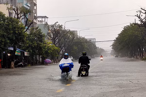 Du bao thoi tiet 27/10, mien Trung mua to