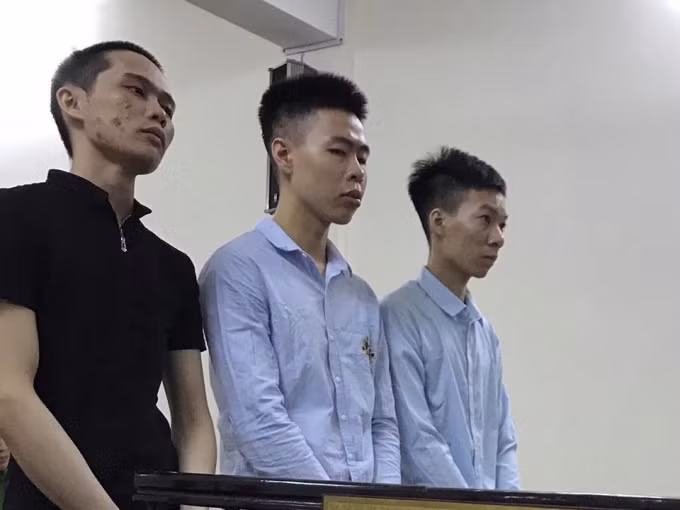 Van ket toi voi chang sinh vien ngheo doi no ban gai 500 nghin