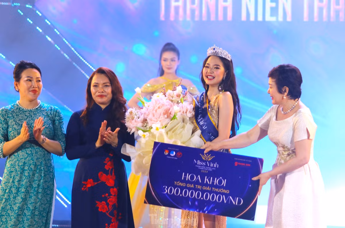 Sau nhiều phần thi gay cấn, hấp dẫn, giải nhất Hoa khôi Miss Vinh đã được trao cho nữ sinh Phạm Thị Thùy Trang (SN 2007; học sinh Trường THPT Huỳnh Thúc Kháng, TP. Vinh). Thùy Trang nhận được giải thưởng gồm 20 triệu đồng tiền mặt, vương miện và kèm quà tặng hiện vật với tổng trị giá giải thưởng lên đến 300 triệu đồng.