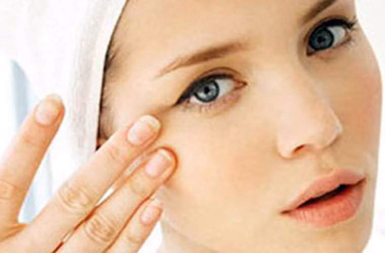 Ngăn không cho mắt chịu ảnh hưởng tiêu cực của các loại hóa chất độc hại, gây ung thư.