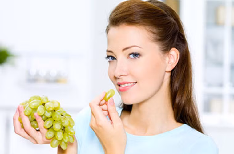 Cuối cùng, cố gắng hấp thu nhiều trái cây và rau xanh trong các bữa ăn hàng ngày.