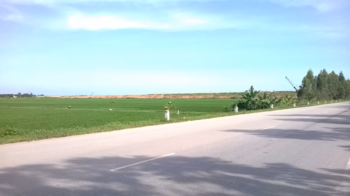 Cao tốc Hà Nội - Hải Phòng nhìn xa như một đường chân trời. Khi đi vào hoạt động sẽ thúc đẩy sự phát triển kinh tế xã hội của các địa phương cao tốc chạy qua và các địa phương khác trên cả nước.