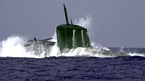 Tàu ngầm tấn công phi hạt nhân lớp Dolphin của Hải quân Israel.