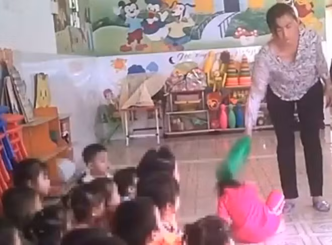 Bảo mẫu Mầm Xanh dạy trẻ bằng dao sẽ bị đưa ra xét xử sớm hình ảnh 2 Bao mau Mam Xanh day tre bang dao se bi dua ra xet xu som hinh anh 2