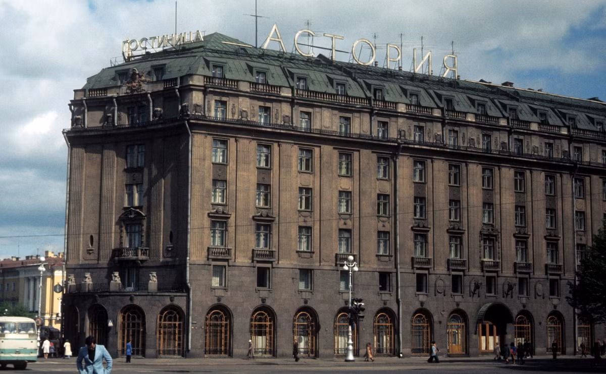 Khách sạn Astoria ở Leningrad, được xây từ năm 1912.