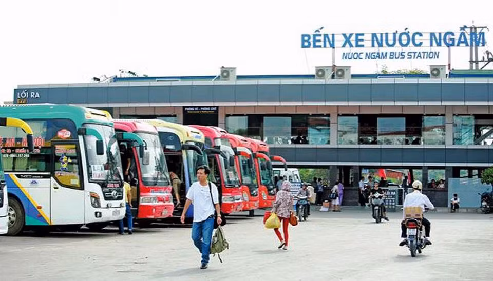 Ha Noi: Phe duyet Quy hoach ben xe, tram dung nghi