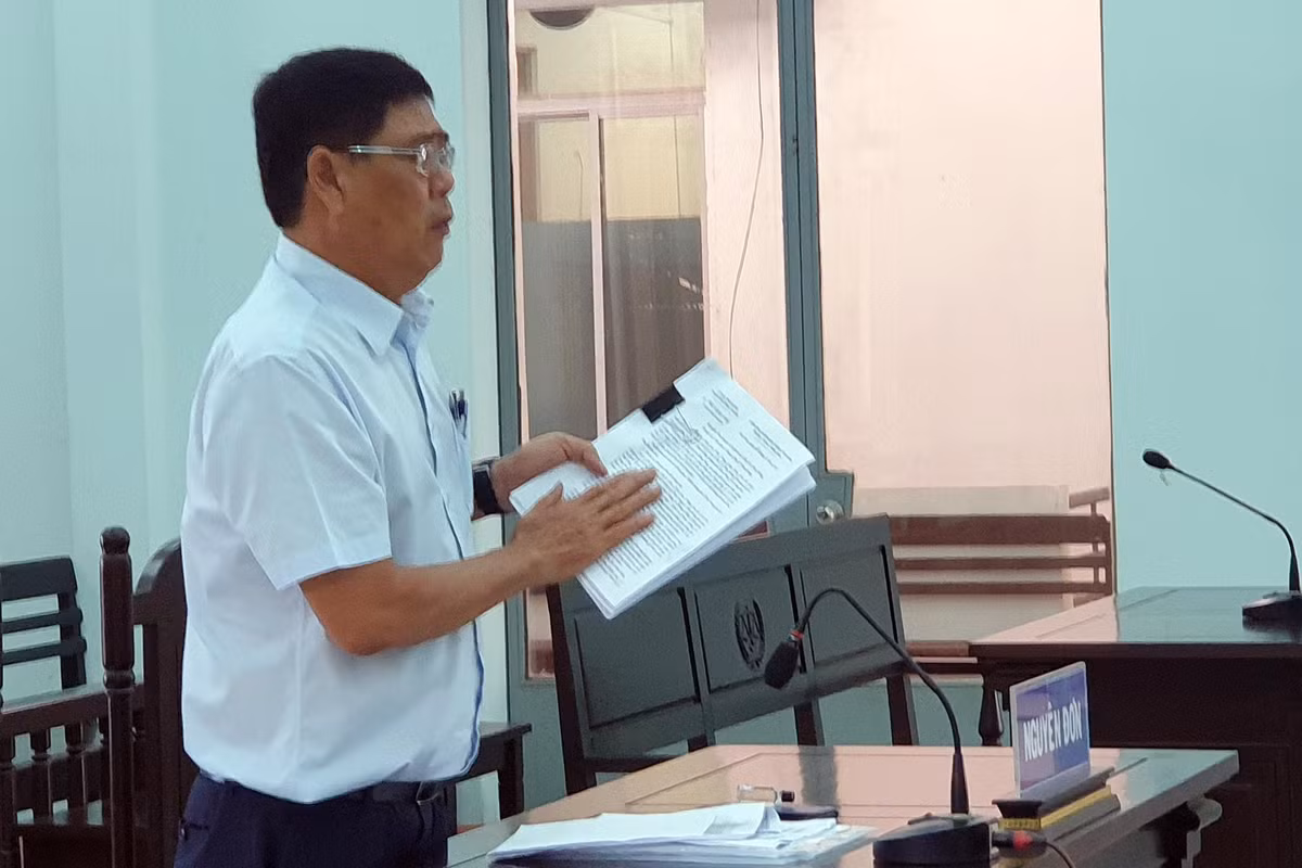 Cựu phó chánh thanh tra tỉnh thắng kiện chủ tịch UBND TP Nha Trang Cuu pho chanh thanh tra tinh thang kien chu tich UBND TP Nha Trang