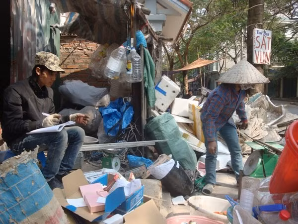 Vất vả nhưng lãi cả nghìn “đô” một tháng.