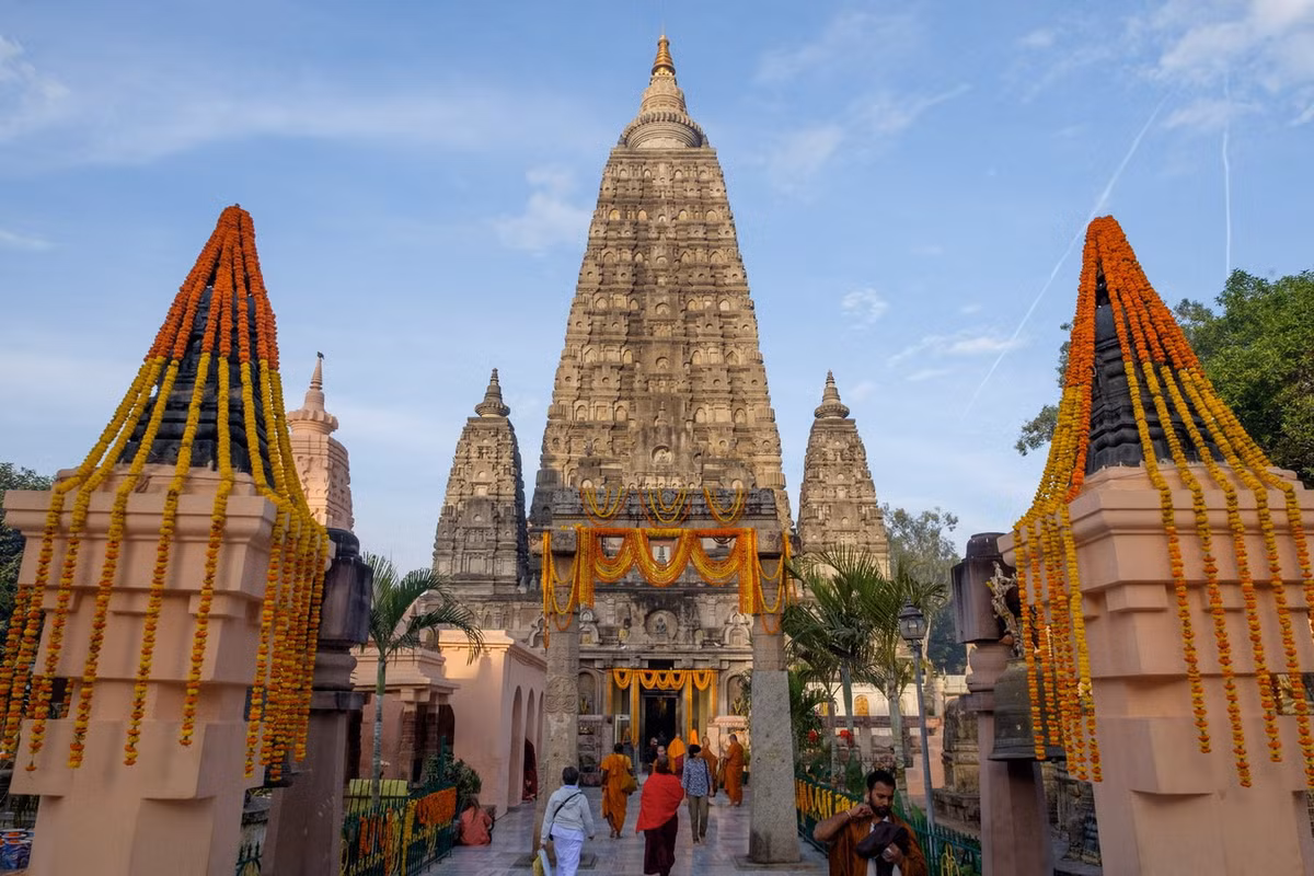 Ngày nay, chùa Mahabodhi và quần thể di tích Bồ Đề Đạo Tràng đã trở thành nơi hành hương quan trọng hàng đầu của các nhà tu hành Phật giáo và Phật tử trên toàn thế giới. Ảnh: The reDiscovery Project.