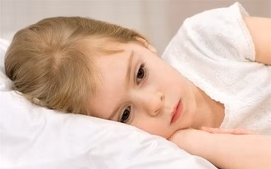 Trẻ bị thiếu máu do thiếu chất sắt. Những người sau khi dùng thuốc có chất sắt không nên uống sữa, vì kali và chất phốt pho trong sữa cản trở sự hấp thu sắt trong cơ thể càng làm bệnh thiếu máu thêm nặng.