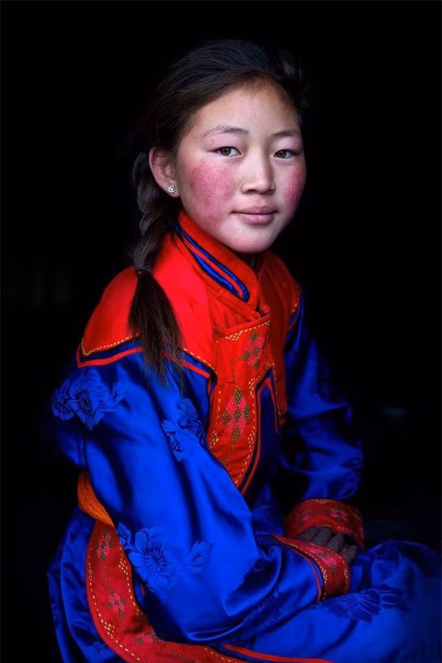 Cô gái Altai Uriankhai đến từ tỉnh Khovd, miền Tây Mông Cổ.