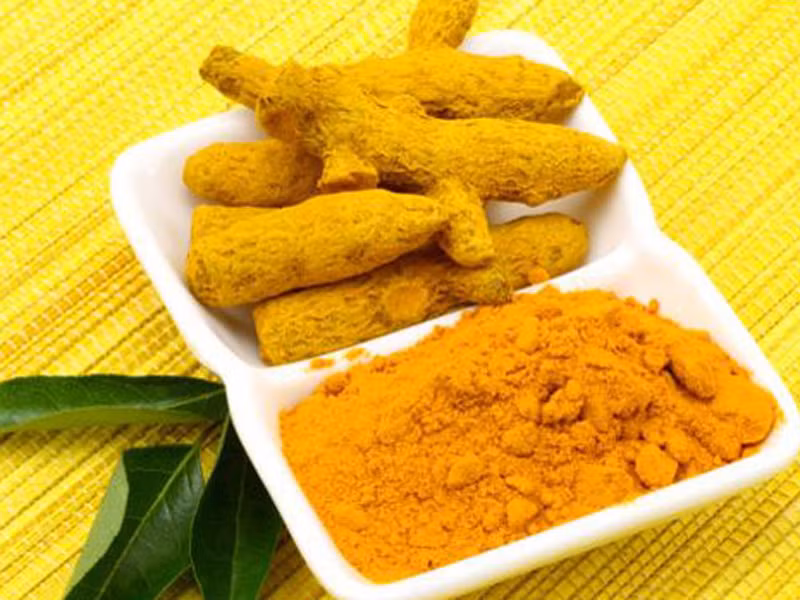 Ngoài ra, các bà nội trợ cũng cần chuẩn bị sẵn 1 muỗng canh cà ri, ½ muỗng canh bột nghệ, ½ muỗng ớt bột, muối và tiêu xay nhỏ.