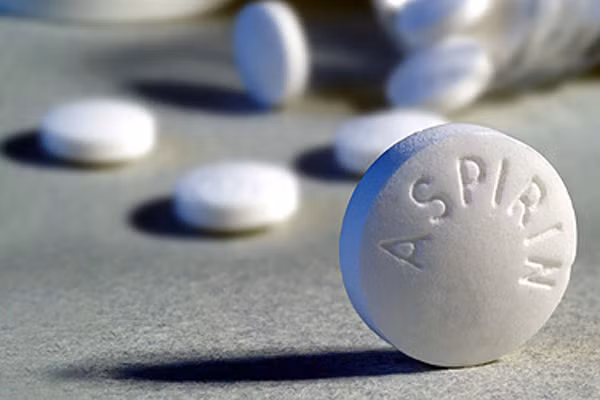Sử dụng aspirin có giúp tăng 58% khả năng sống sót của chị em mắc ung thư vú. Ảnh minh họa.