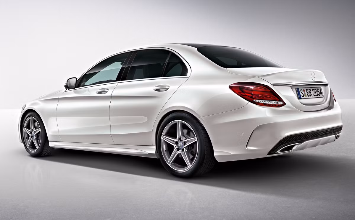 Mercedes-Benz Việt Nam chưa tiết lộ giá của 3 phiên bản trên.