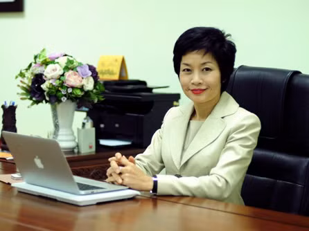 Hinh anh ve loat sep nu moi toanh cua ngan hang Viet-Hinh-8