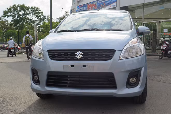 Mẫu xe này bị "lộ" chỉ đúng 1 ngày trước giờ G và giá xe cũng được bật mí là dưới 600 triệu đồng. Mẫu xe này bị "lộ" chỉ đúng 1 ngày trước giờ G và giá xe cũng được bật mí là dưới 600 triệu đồng.
