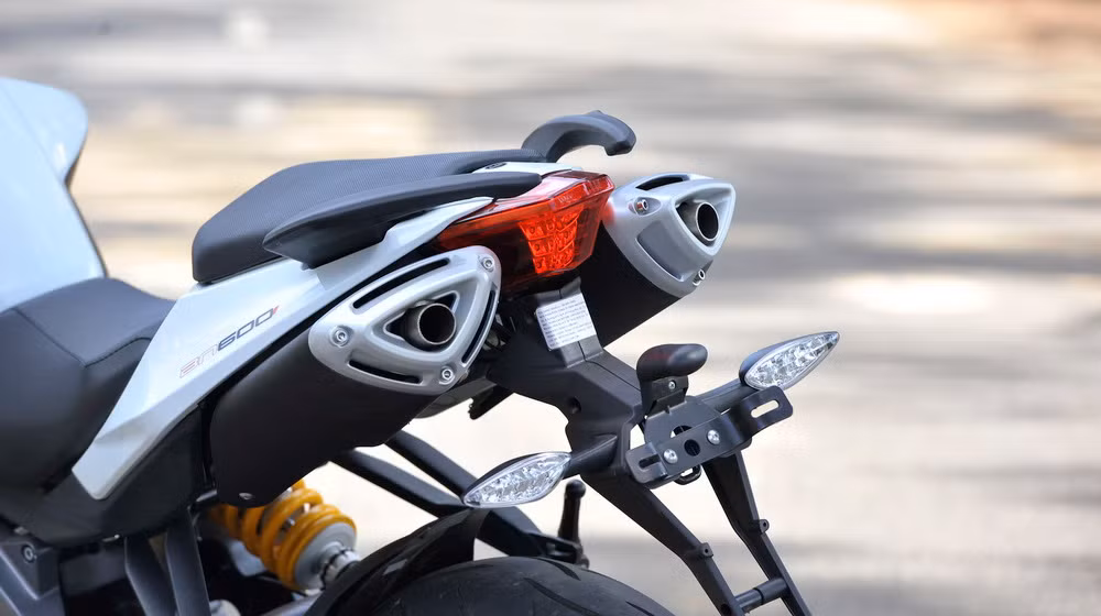 Đây được coi là mẫu xe 600cc có mức giá rẻ nhất Việt Nam thời điểm hiện tại. BN600i 2015 về Việt Nam đã thỏa lòng mong đợi của các tín đồ mê xe phân khối lớn.