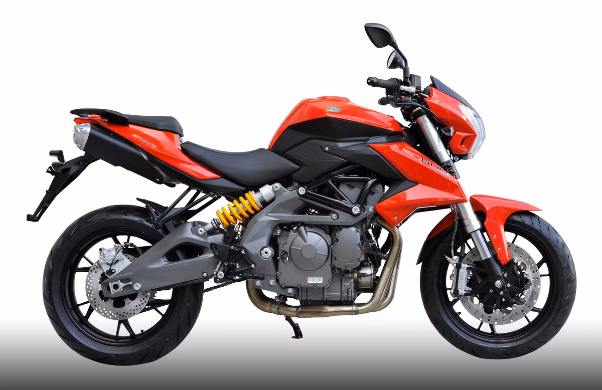 Nhằm mang đến khả năng vận hành tốt hơn cho xe, nhà sản xuất đã nâng cấp một số chi tiết như kích thước tổng thể, khung xe, hệ thống treo...