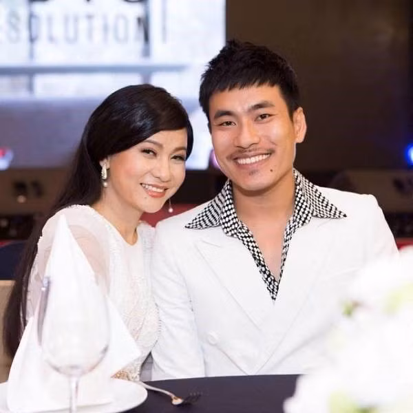 Kieu Minh Tuan tu choi nhac ve Cat Phuong, thay doi cach xung ho 180 do