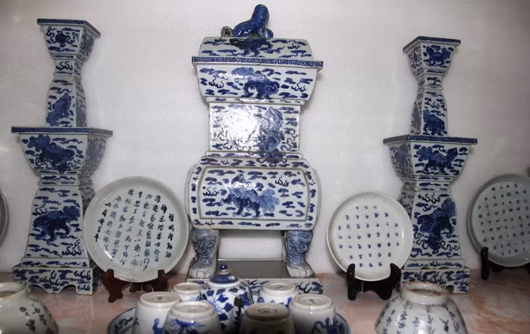 ... Tất cả có niên đại hàng trăm năm.