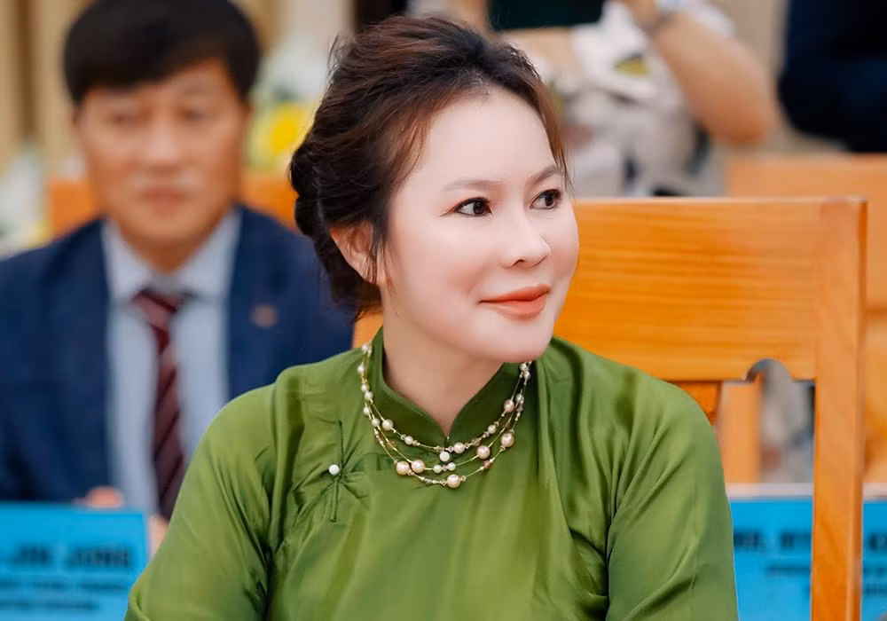 Vo doanh nhan cua Quy Binh: 