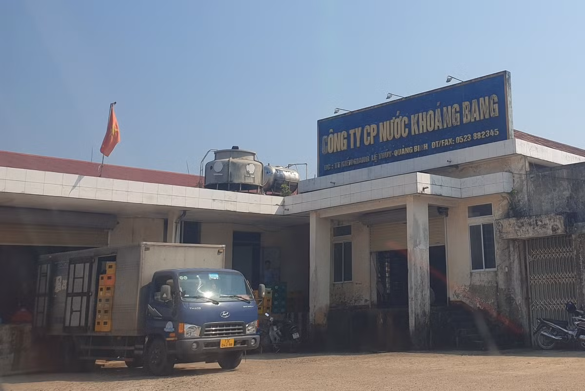 Vụ con đỉa trong bình nước: Mức phạt khó tin vì ... tiêu hủy chứng cứ Vu con dia trong binh nuoc: Muc phat kho tin vi ... tieu huy chung cu