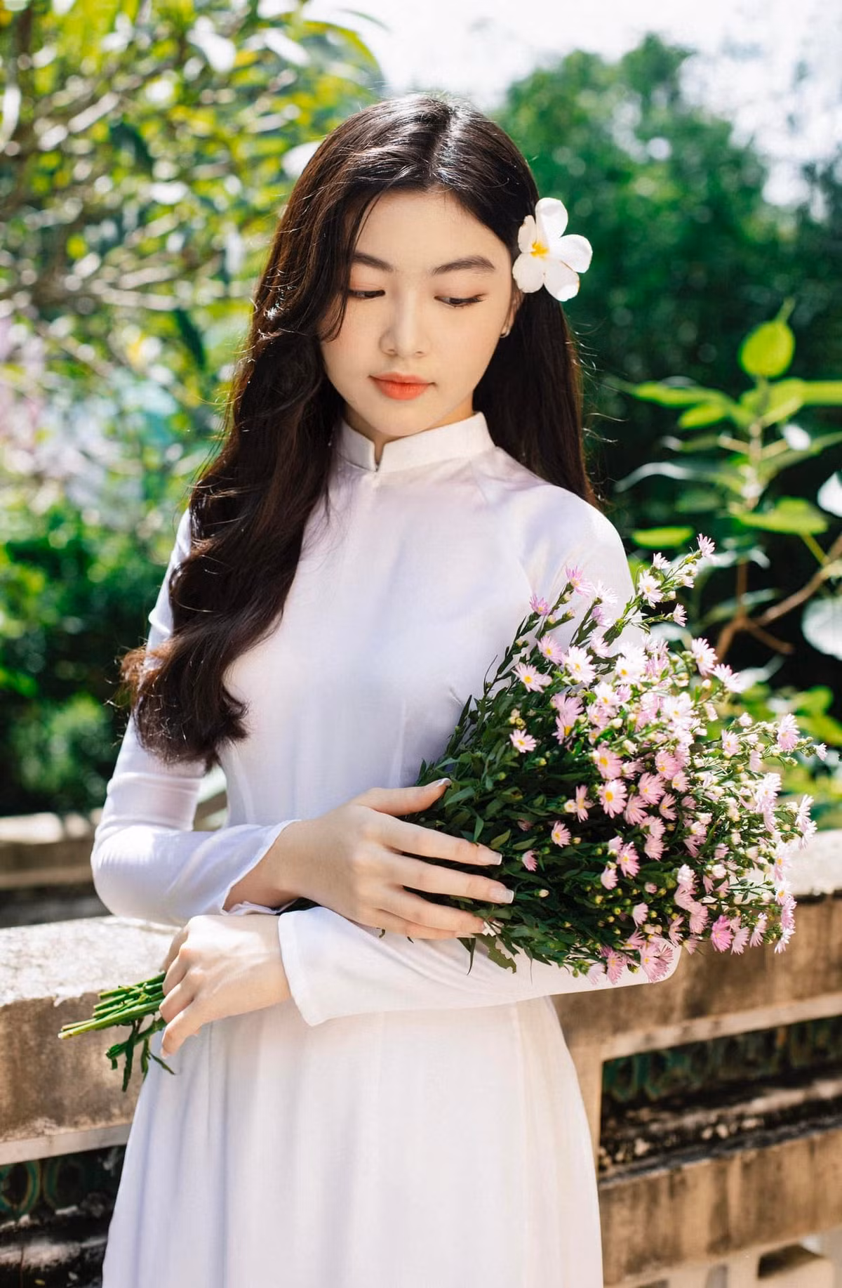 Nhan sắc 4 "bình rượu mơ" của 2 tài tử màn ảnh Việt - Hình 2 Nhan sac 4
