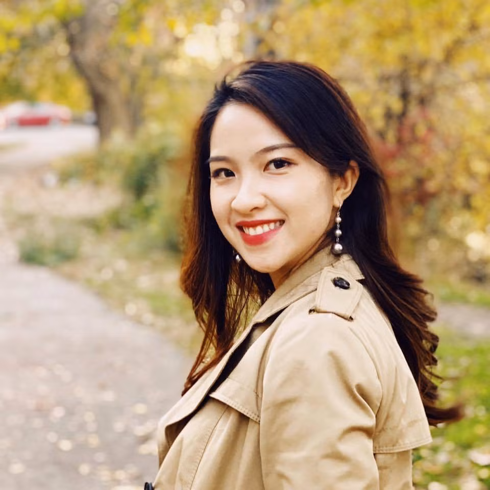 9X xinh dep sau 5 nam gianh hoc bong 9,3 ty den Johns Hopkins-Hinh-2