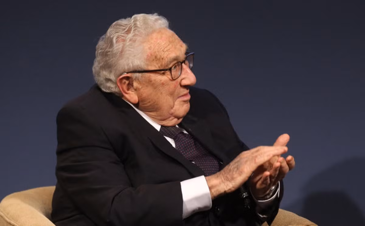 Ông Kissinger: Việc Ukraine gia nhập NATO đã trở nên “phù hợp” Ong Kissinger: Viec Ukraine gia nhap NATO da tro nen “phu hop”