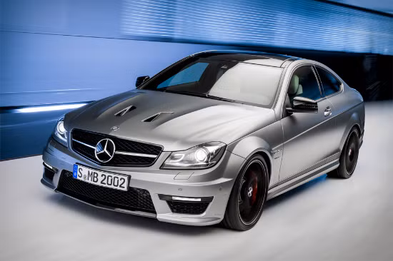 Tất cả làm nên "linh hồn" của Mercedes C63 AMG.