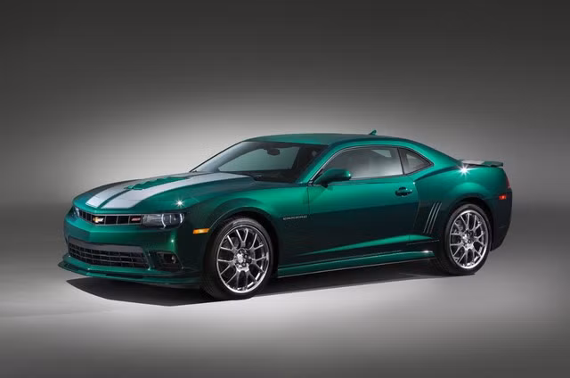 Không chịu kém cạnh trước các đối thủ, Chevrolet cũng khẳng định vị thế lớn mạnh của mình với người dùng bằng việc cho ra mắt phiên bản đặc biệt của Chevy Camaro.