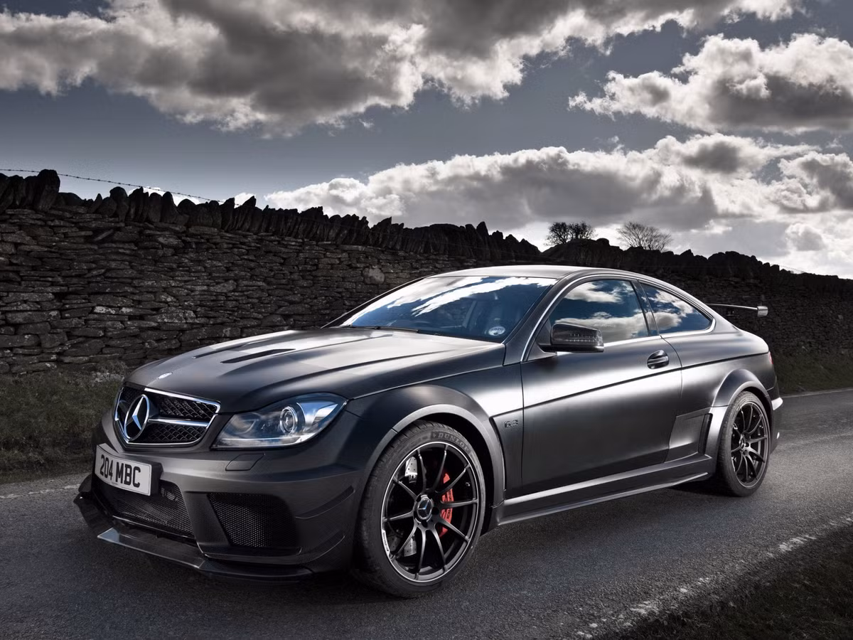 Được biết, các phiên bản sedan và wagon của C63 AMG sẽ được trình làng vào 29/9 tới.