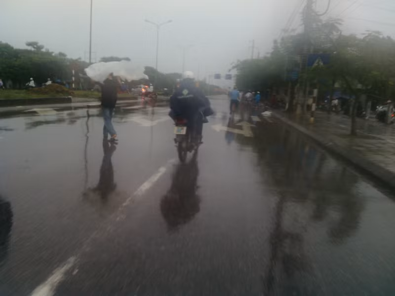 Mưa đã bao phủ TP Hải Phòng (Ảnh chụp tại Đồ Sơn chiều tối ngày 16/9)