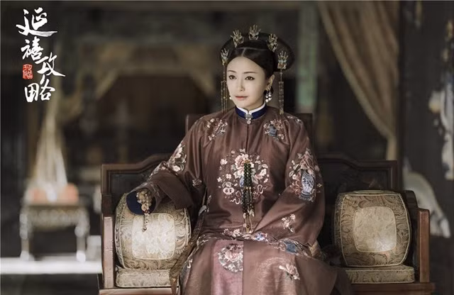 Hoang de nhu nhuoc nhat nha Thanh: Thay vo bi me tat, lan ra ngat-Hinh-2