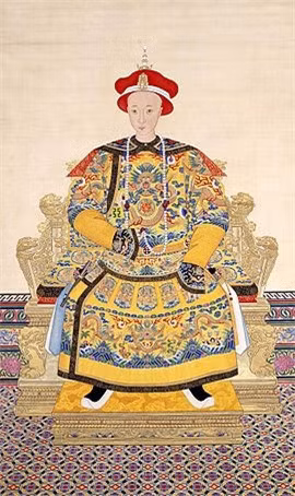 Hoang de nhu nhuoc nhat nha Thanh: Thay vo bi me tat, lan ra ngat