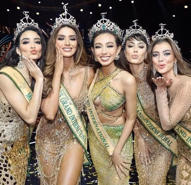 Dang quang Miss Grand 2021, Thuy Tien duoc bao nhieu tien thuong?-Hinh-3