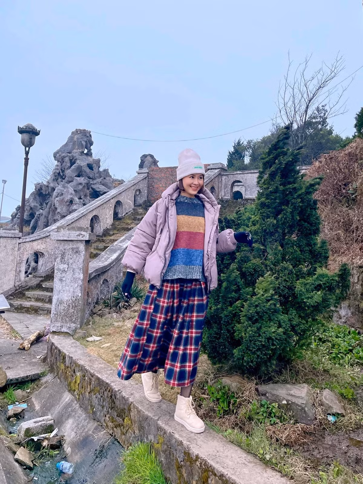 Hong Diem lay loi o hau truong phim Huong duong nguoc nang-Hinh-4