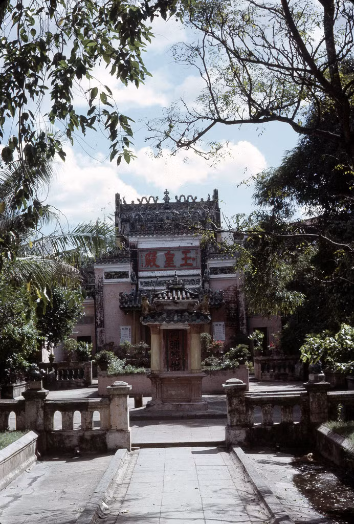 Chùa Ngọc Hoàng trong một bức ảnh chụp năm 1967.