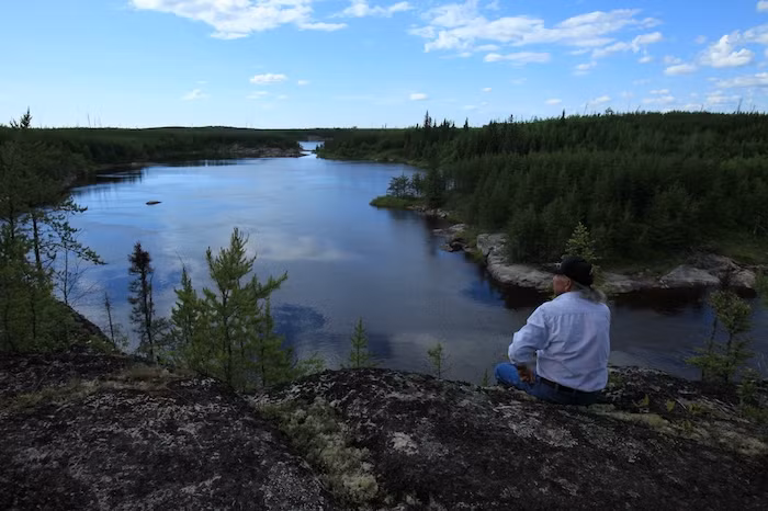  13. Khu dự trữ sinh quyển Pimachiowin Aki (Canada). Khu dự trữ sinh quyển này bao gồm những dòng sông thơ mộng chảy xuyên qua các cánh rừng taiga rộng lớn, các hồ nước, đất ngập ẩm ướt. Đây cũng là nơi sinh sống của tổ tiên người Anishinaabeg bản địa.